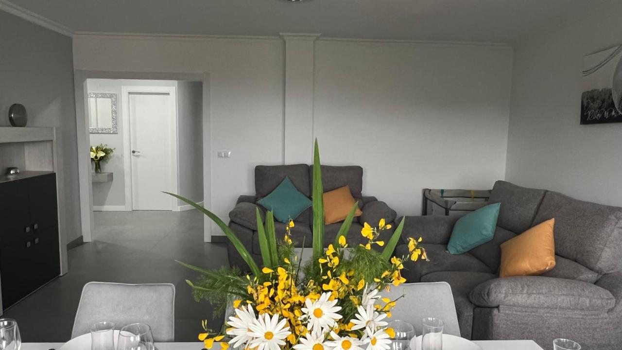 APARTAMENTOS MARIA DE LUCIA- Segundo Piso Arou Exterior foto
